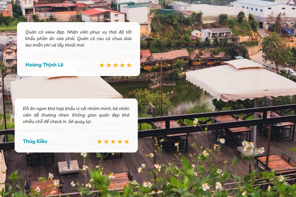 Không gian quán đẹp, có nhiều chỗ check-in, có khu vực lấy rau ăn kèm miễn phí cho thực khách
